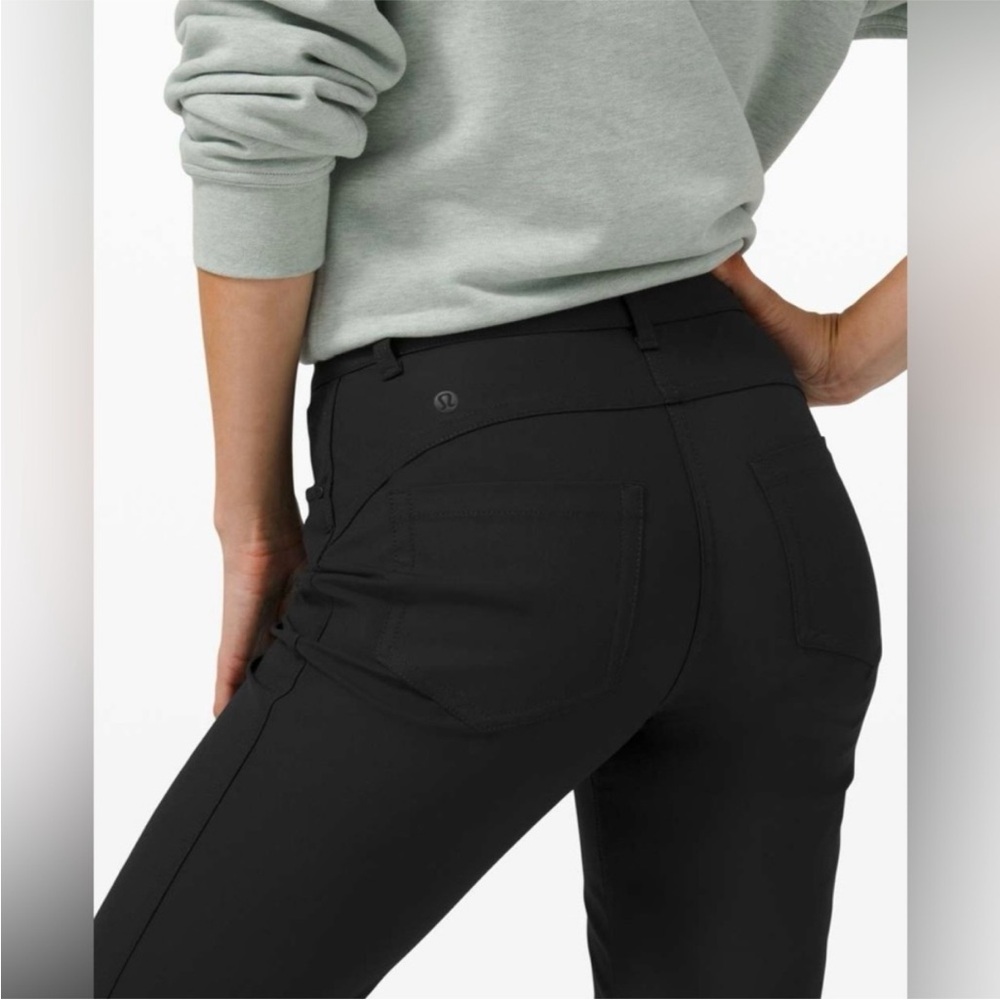 New Lululemon City  Sleek 5 pocket Black Pants
